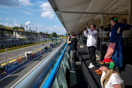 Monza f1 Paddock pit line 1, settembre - Foto 6