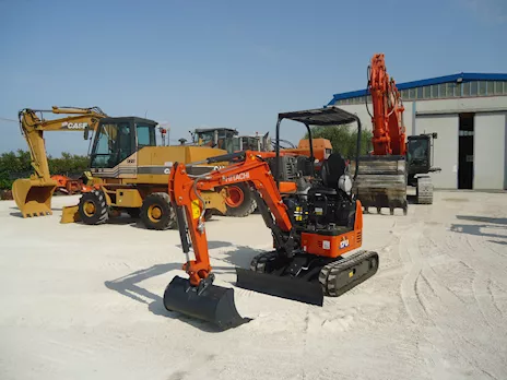 Miniescavatore Hitachi ZX17U-6
