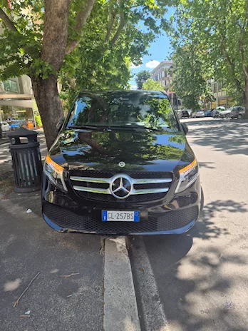 Classe V Sport 250 Extralong Marca Mercedes Anno 2022 Km 220000 - Anteprima 4