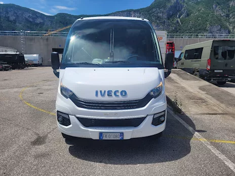 Indcar Wing Euro 6 Marca Iveco Anno 2016 Km 350000 - Anteprima 2