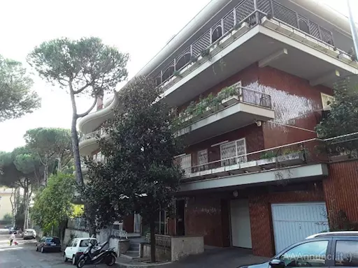 Boccea precisamente in Via Montoggio Trilocali - Anteprima 1