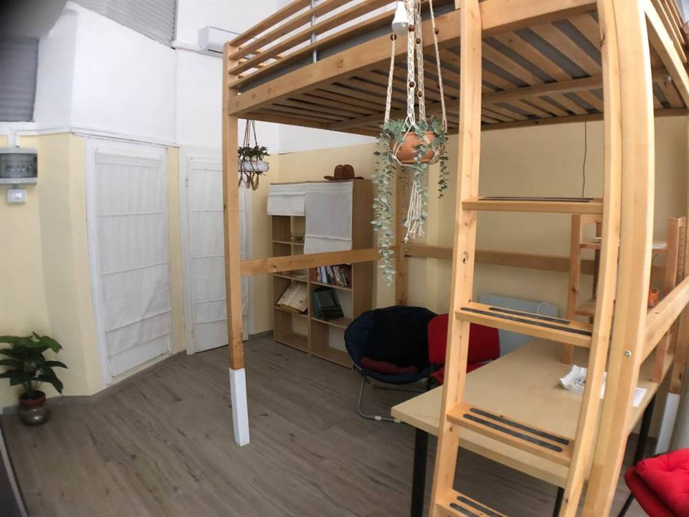 Hai clienti a Roma Studio a ore vicino Metro Tiburtina
