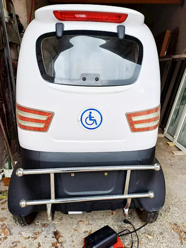 Scooter elettrico per disabili - anziani VITALE BN025