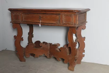 Antico tavolo - console Fratina in castagno epoca XVIII sec