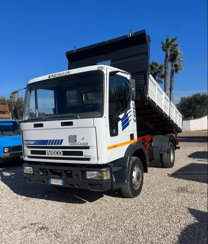Foto 10EUROCARGO TIBALTABILE VARI DISPONBILITA PERMUTE FINANZIAMENT Iveco
