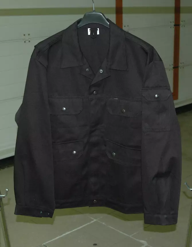 Taglia 50, nuova giacca uomo, color nero, mai usata