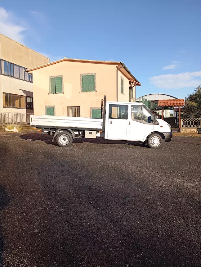 Foto 4Ford Transit Cassone Fisso Anno 2013 Euro 5