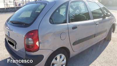 Foto 3 Citroen Xsara Picasso 2.0 anno 2000