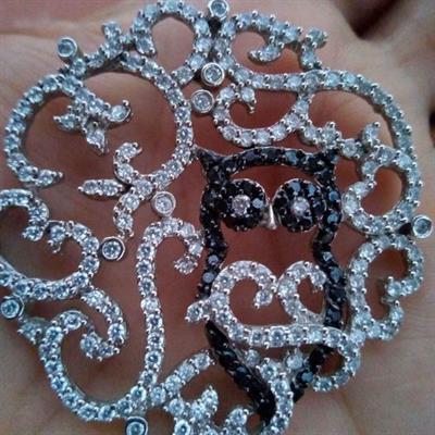 Ciondolo gufo e cristalli