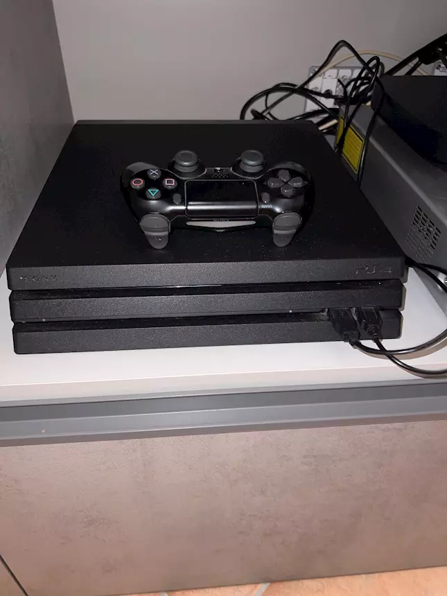 Ps4 pro 1T