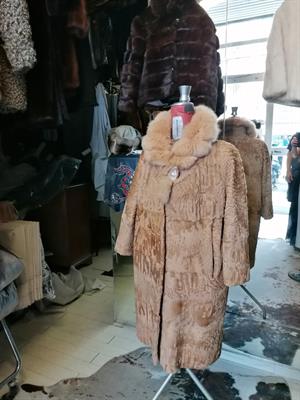 Cappotto - Agnello persiano astrakan. Lavorazione