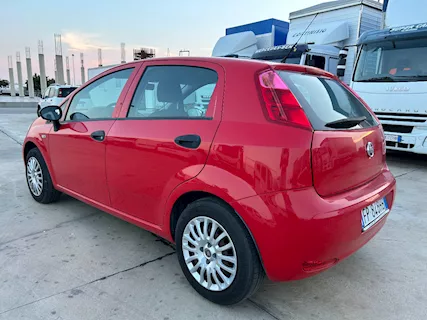 Punto 1.3 MJT 95CV S S 5 porte Van 4 posti N1 Anno 2018 - Foto 2