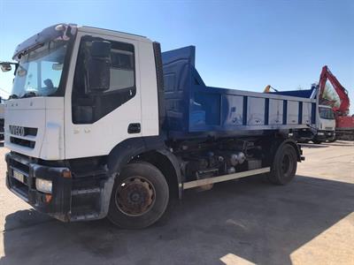 Iveco Stralis AT 190S31 con Gancio Scarrabile