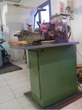 Affilatrice per dischi circolari RIZOMA R500EHD