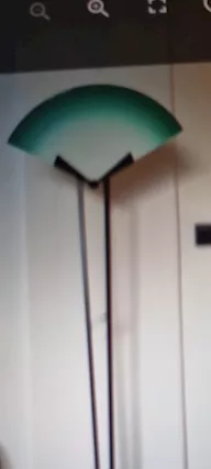 Piantana colore verde lampada in vetro