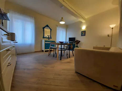 Trilocale termoautonomo e climatizzato piano secondo