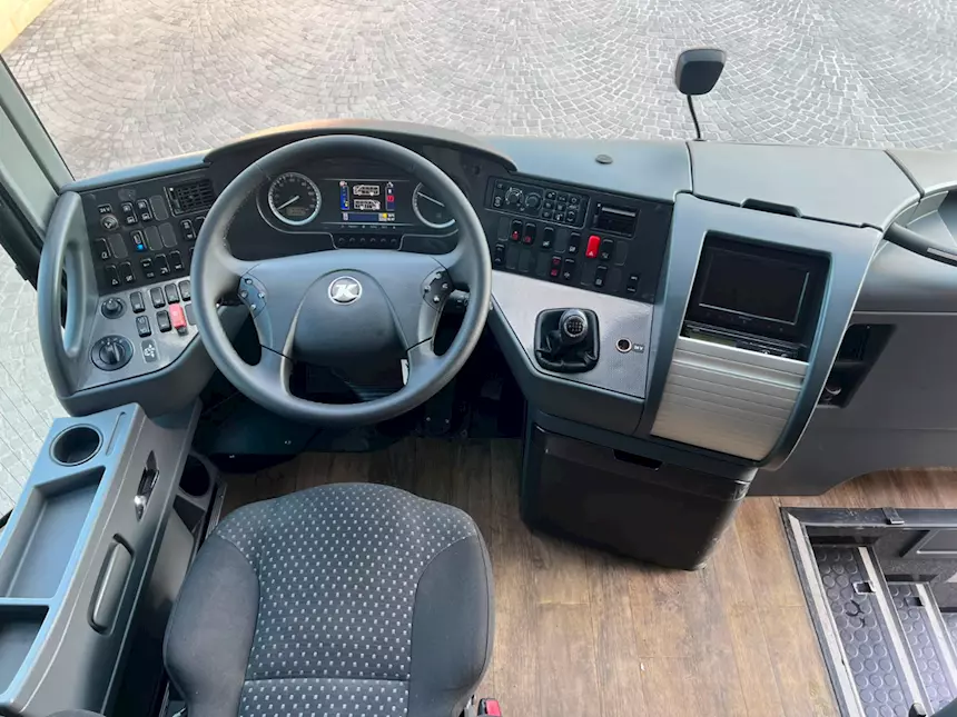 Foto 9S 411 HD EURO V Marca Setra, anno 07, cambio: manuale