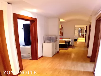 V.ze MM Corvetto - p.le Corvetto - 5 locali doppi servizi, in buone condizioni - Foto 6