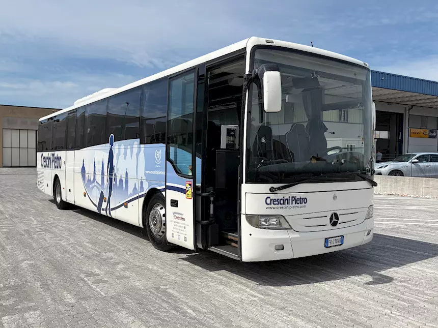 MERCEDES TOURISMO 64 POSTI Anno 2010 Km 850000 Euro 5