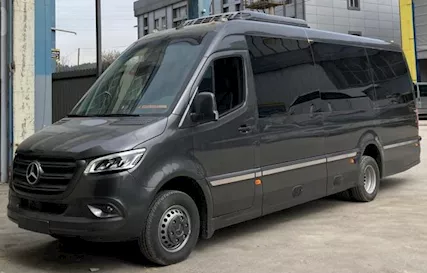Nuovo 21 Posti Mercedes in lavorazione 7,76 mt. Sprinter 519