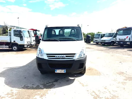 Camion Marca Iveco Daily 35C12 ribaltabile Anno 2009 Km 206700 - Anteprima 2