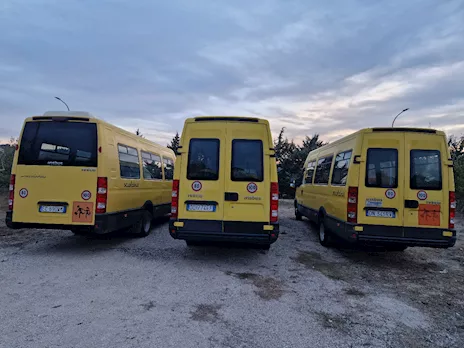 Scuolabus 30-34 posti Marca Iveco Anno 2010 Km 200000 - Anteprima 3