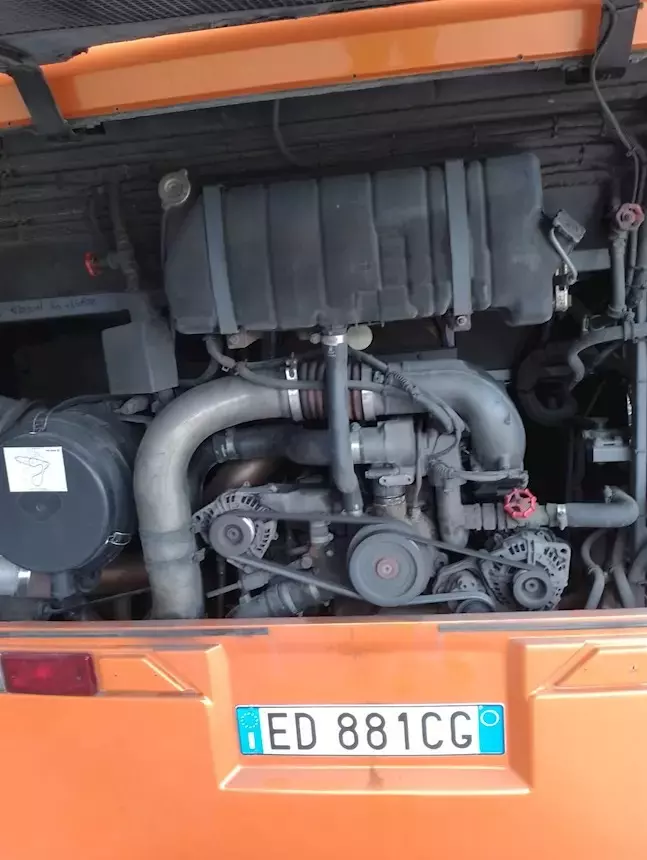Foto 7VDL Bova Futura Marca DAF Anno 2005 Km 1075000, cambio manuale