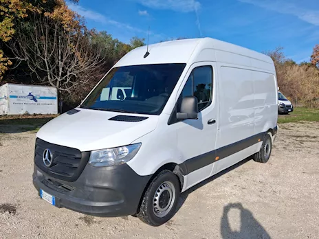Mercedes Sprinter tetto alto passo medio