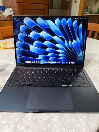 MacBook Air M4 Marca Apple, modello più - Anteprima 1