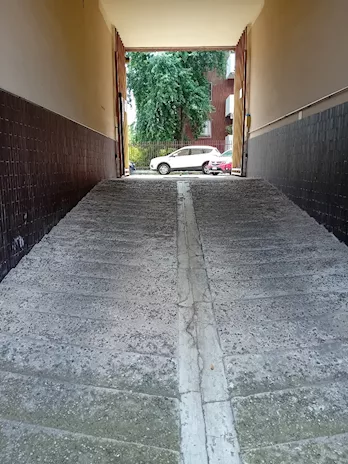 Milano Bruzzano via Urbino box singlo