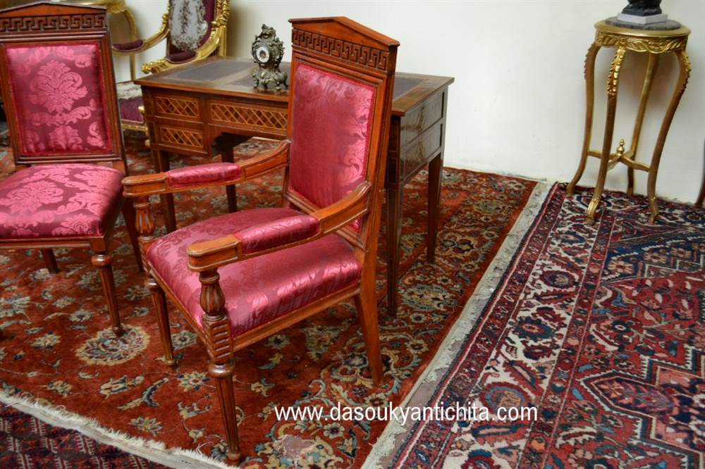 Set poltrona e sedia stile Luigi XVI con cimasa a tempio - Foto 4