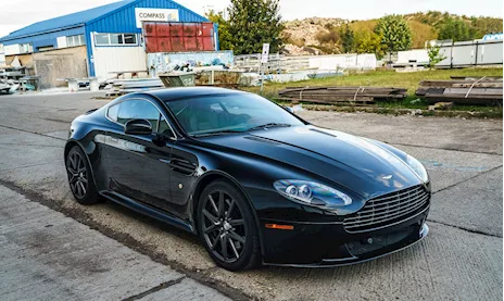 Aston Martin V8 Vantage