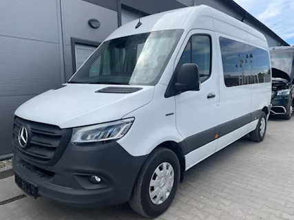 Mercedes-Benz e-Sprinter 100% Elettrico 8+1 posti
