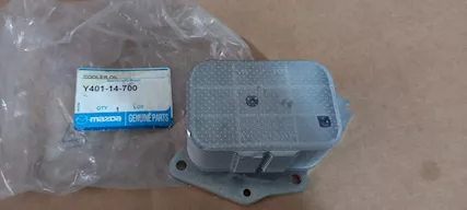 Radiatore olio Mazda 2 Mazda 3 Mazda Y40114700