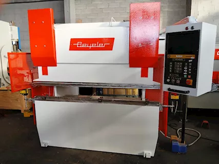 Piegatrice lamiera Beyeler Mod PR 6 2000 x 60 ton