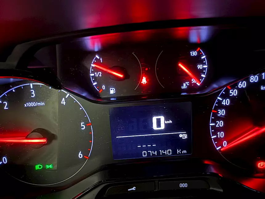 Foto 8Furgone Opel Combo Anno 2019 Km 74140, cilindrata 1.560