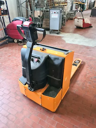 Transpallet elettrico usato