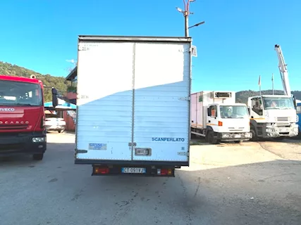 Camion Marca Iveco Daily 35c17 furgone Km 424500 - Foto 4