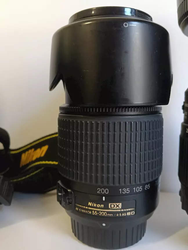 Foto 3Nikon D5100 con tre obiettivi, filtri e borse, come nuova