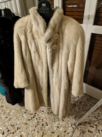 Pellicce visone nero, bianco, marrone + puzzola tg. 46/48