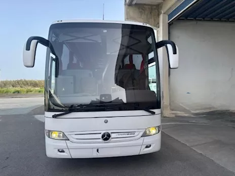 2 Mercedes Benz Turismo Euro 6 del 2018 e 2020