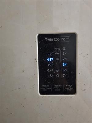 FRIGORIFERO SAMSUNG DIGITAL INVERTER USATO POCHISSIMO