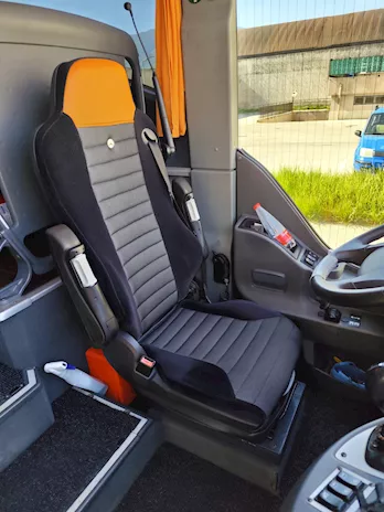 MERCEDES TOURISMO 16 RHD Anno 2014 Euro 5 - Anteprima 5