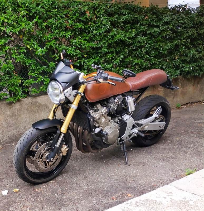 Honda Hornet 600 cafè racer