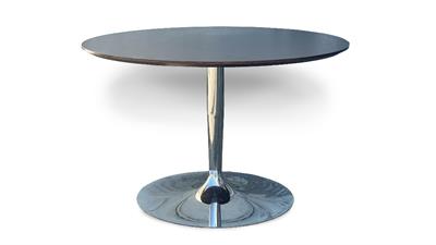 Tavolo anni 90 prodotto dalla ditta Calligaris