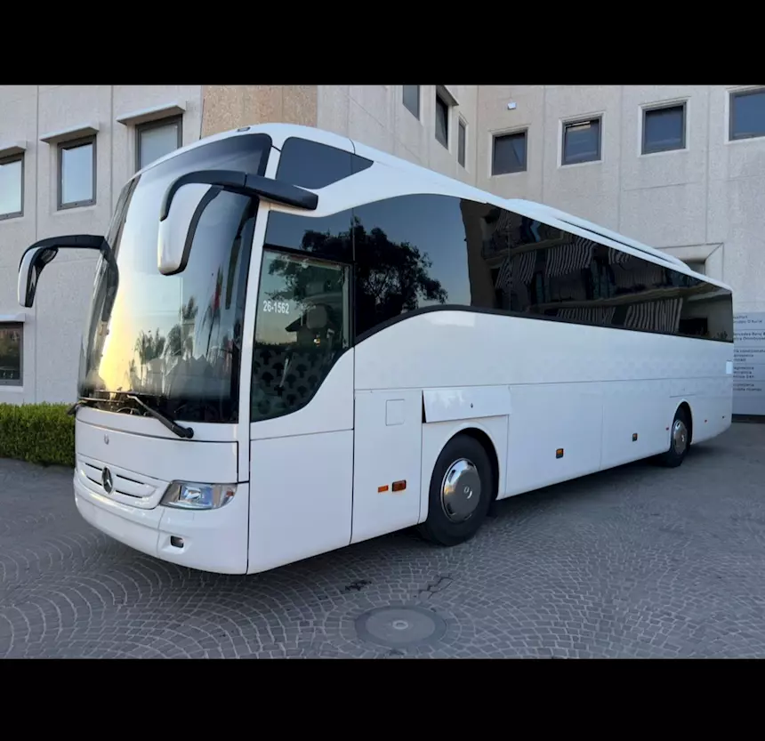 Foto 2Tourismo 15 RHD Euro VI Marca Mercedes Anno 2015 Km 497000, cambio: automatico