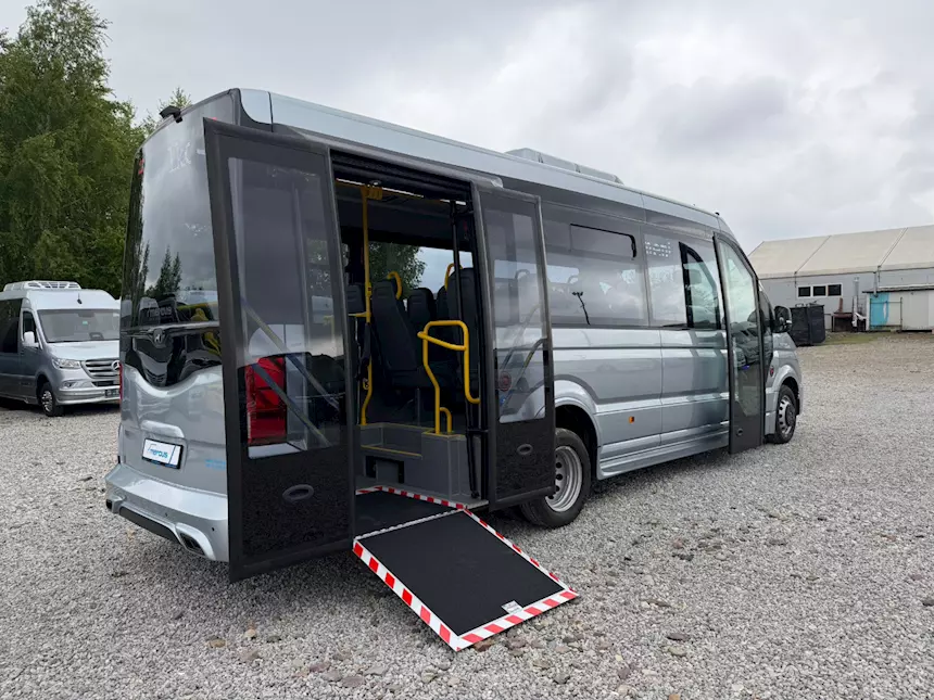 Foto 10Man Urbano TGE Pronta Consegna Euro 6, cambio automatico