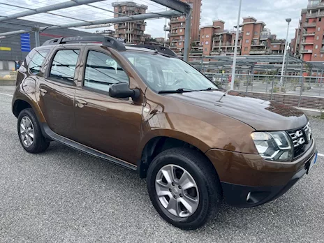 Dacia Duster 1ª serie anno 2014 GPL Km 165000 Monovolume - Anteprima 1