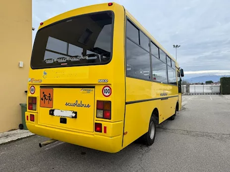 Iveco Irisbus Cacciamali 65 CC80E 18M, ottime condizioni - Anteprima 4