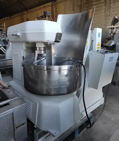 Impastatrice a spirale ribaltabile Esmach 120 kg